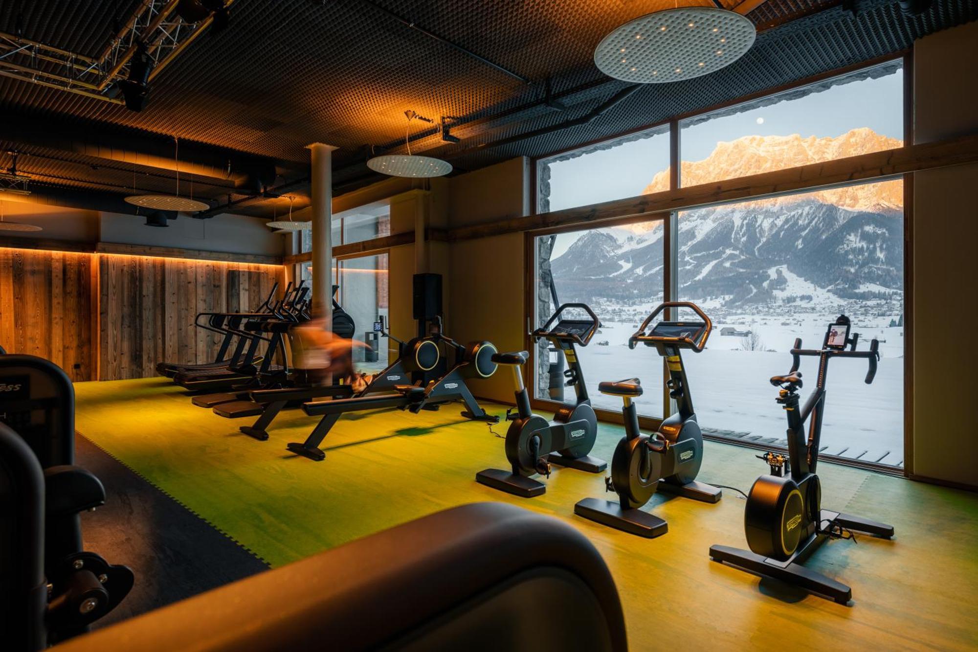 Mohr Life Resort Lermoos Esterno foto